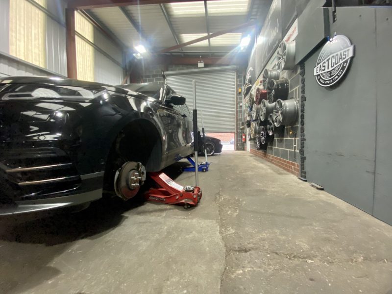 2019 Range Rover Velar wheel repairs gloss black.